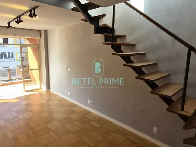 Cobertura / Penthouse com 145m² 2 quartos e 4 banheiros, à venda ou para alugar, no bairro Ipanema em Rio de Janeiro