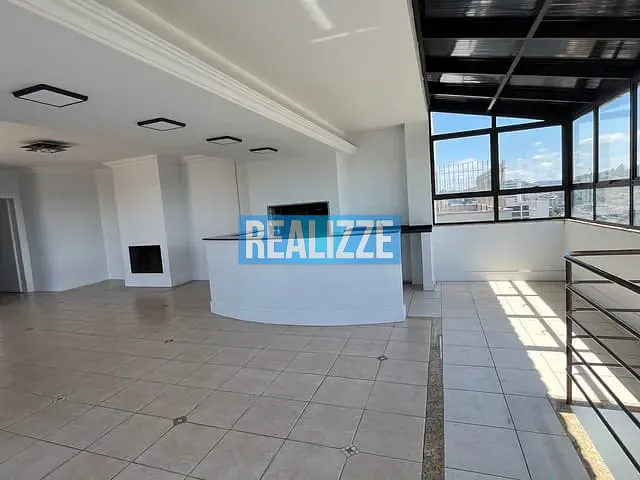 Cobertura / Penthouse com 343m² 3 quartos e 3 banheiros, à venda, no bairro Centro em Marau