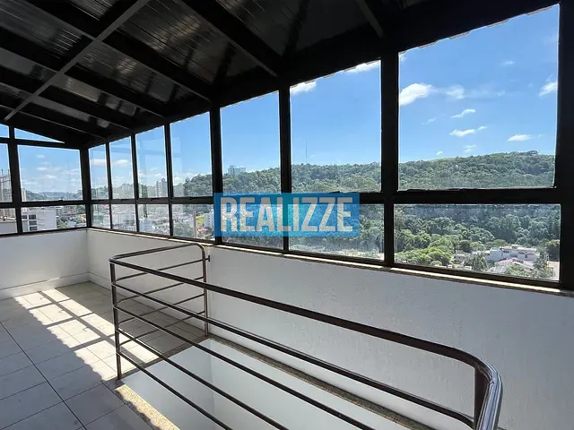 Cobertura / Penthouse com 343m² 3 quartos e 3 banheiros, à venda, no bairro Centro em Marau