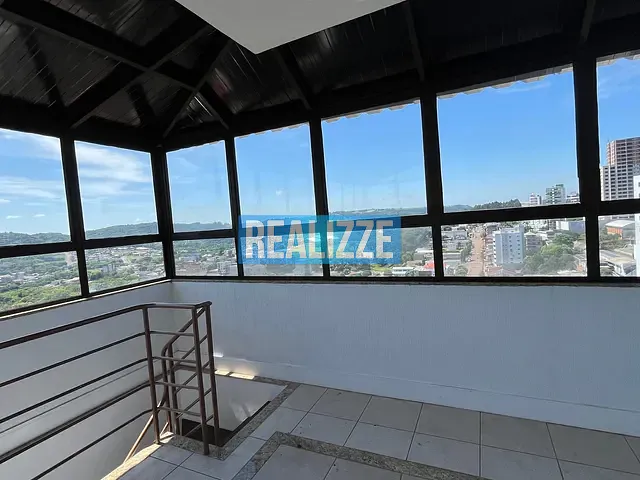 Cobertura / Penthouse com 343m² 3 quartos e 3 banheiros, à venda, no bairro Centro em Marau