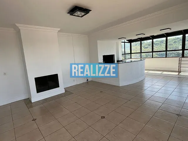 Cobertura / Penthouse com 343m² 3 quartos e 3 banheiros, à venda, no bairro Centro em Marau