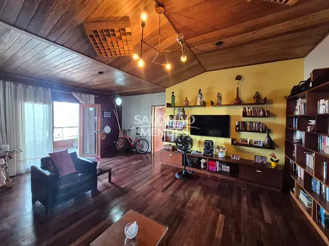 Cobertura / Penthouse 4 quartos e 4 banheiros, à venda, no bairro Marco em Belém