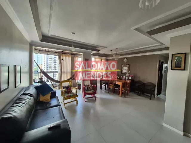 Cobertura / Penthouse 4 quartos e 4 banheiros, à venda, no bairro Marco em Belém