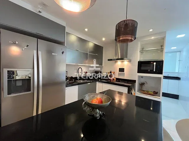 Cobertura / Penthouse com 368m² 4 quartos e 6 banheiros, à venda, no bairro Santa Rosa em Barra Mansa