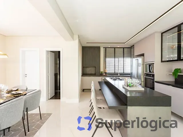Cobertura / Penthouse com 409m², à venda, no bairro Centro em Balneário Camboriú