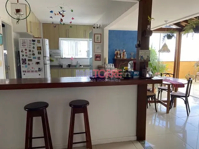 Cobertura / Penthouse 3 quartos e 3 banheiros, à venda, no bairro São Francisco em Ilhéus