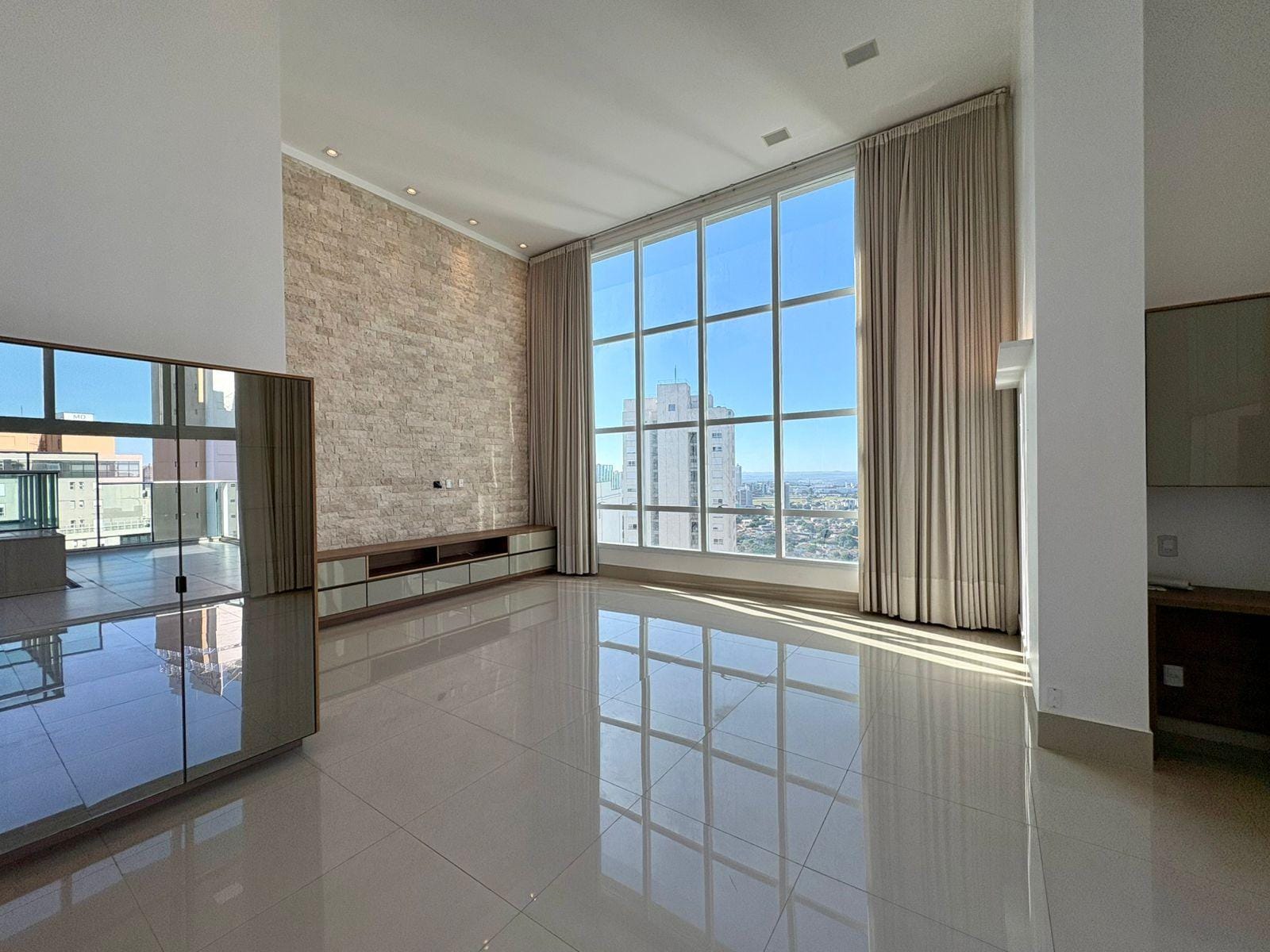 Cobertura à venda com 3 quartos, 420m² - Foto 4