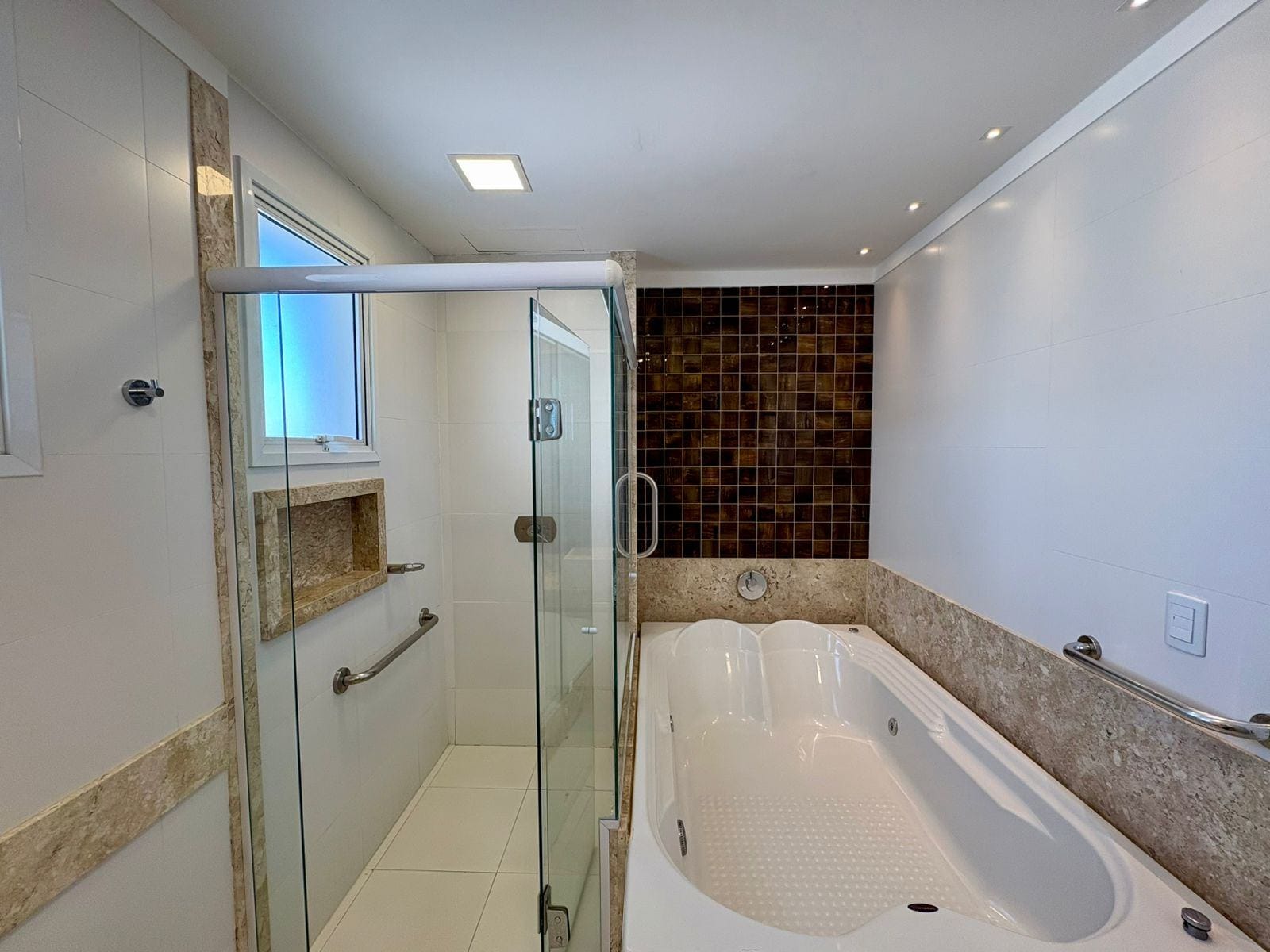 Cobertura à venda com 3 quartos, 420m² - Foto 26