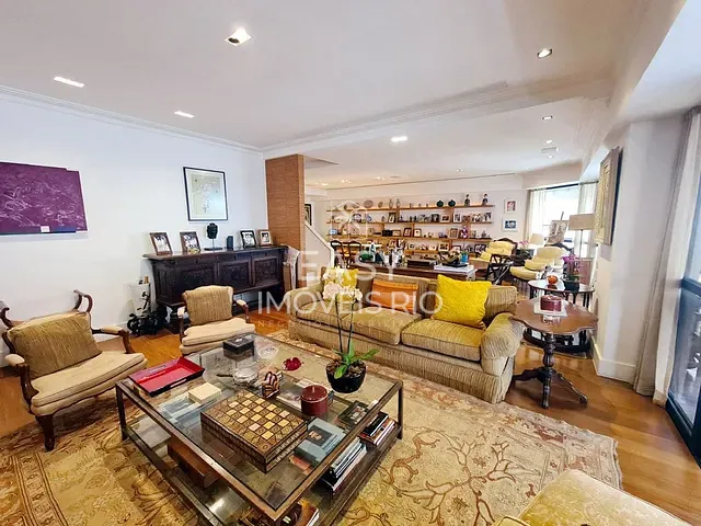 Cobertura / Penthouse com 500m² 5 quartos e 5 banheiros, à venda, no bairro Lagoa em Rio de Janeiro