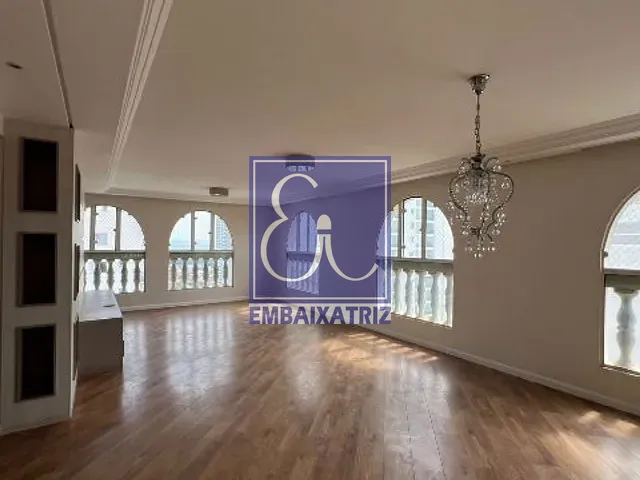 Cobertura / Penthouse com 320m² 4 quartos e 5 banheiros, à venda, no bairro Jardim Esplanada em São José dos Campos