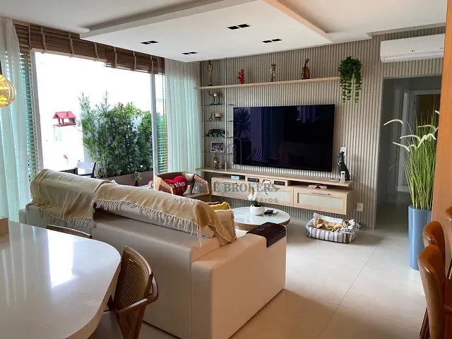 Cobertura / Penthouse com 226m² 3 quartos e 3 banheiros, à venda, no bairro Jurerê em Florianópolis