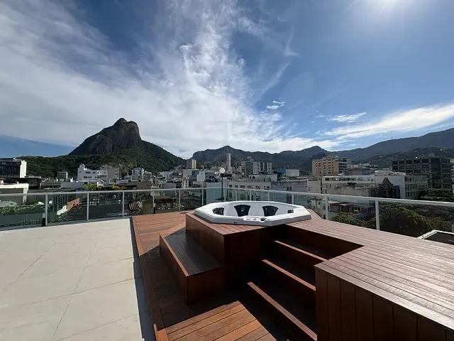 Cobertura / Penthouse com 660m² 3 quartos e 6 banheiros, para alugar, no bairro Leblon em Rio de Janeiro