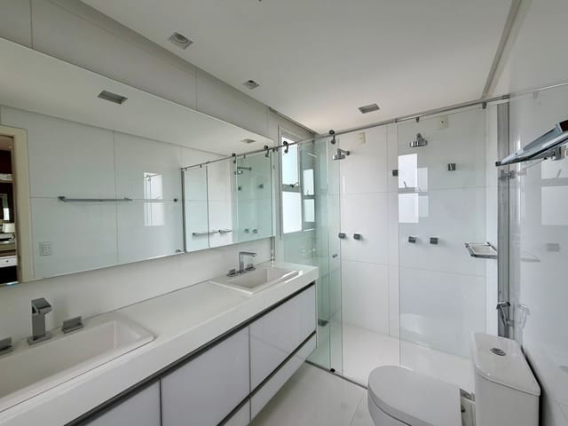 Cobertura / Penthouse com 310m² 4 quartos e 5 banheiros, à venda, no bairro Setor Bueno em Goiânia