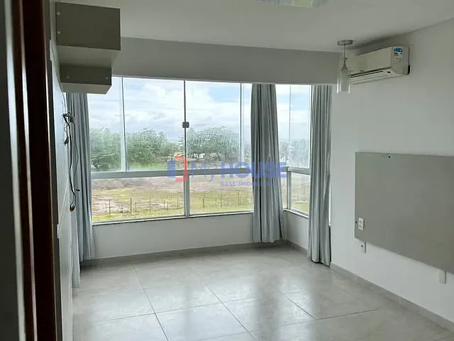 Cobertura / Penthouse 3 quartos e 4 banheiros, à venda, no bairro São Francisco em Ilhéus