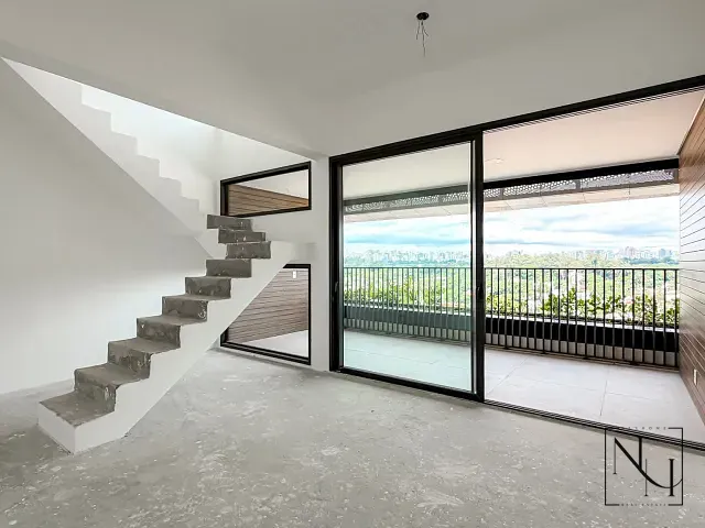 Cobertura / Penthouse com 338m² 4 quartos e 6 banheiros, à venda, no bairro Vila Nova Conceição em São Paulo