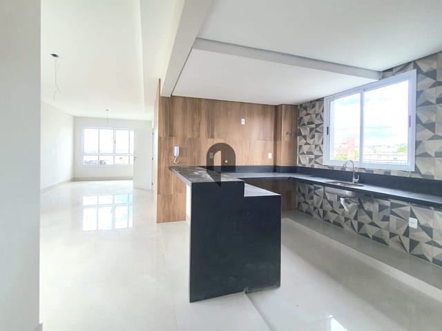 Cobertura / Penthouse com 259m² 4 quartos e 3 banheiros, à venda, no bairro Castelo em Não informado