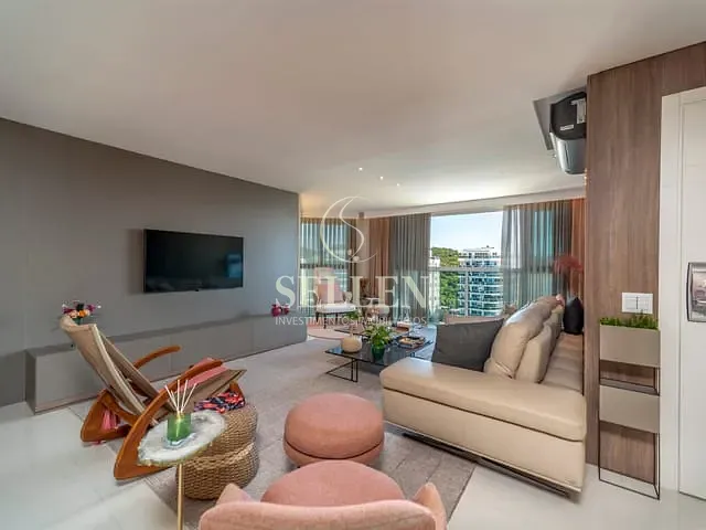 Cobertura / Penthouse com 615m² 4 quartos e 6 banheiros, à venda, no bairro Praia Brava de Itajaí em Itajaí