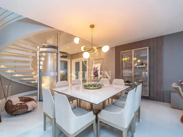 Cobertura / Penthouse com 615m² 4 quartos e 6 banheiros, à venda, no bairro Praia Brava de Itajaí em Itajaí