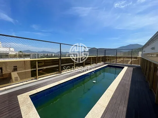 Cobertura / Penthouse com 390m² 4 quartos e 7 banheiros, à venda ou para alugar, no bairro Barra da Tijuca em Rio de Janeiro