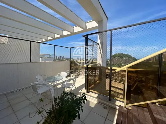 Cobertura / Penthouse com 390m² 4 quartos e 7 banheiros, à venda ou para alugar, no bairro Barra da Tijuca em Rio de Janeiro