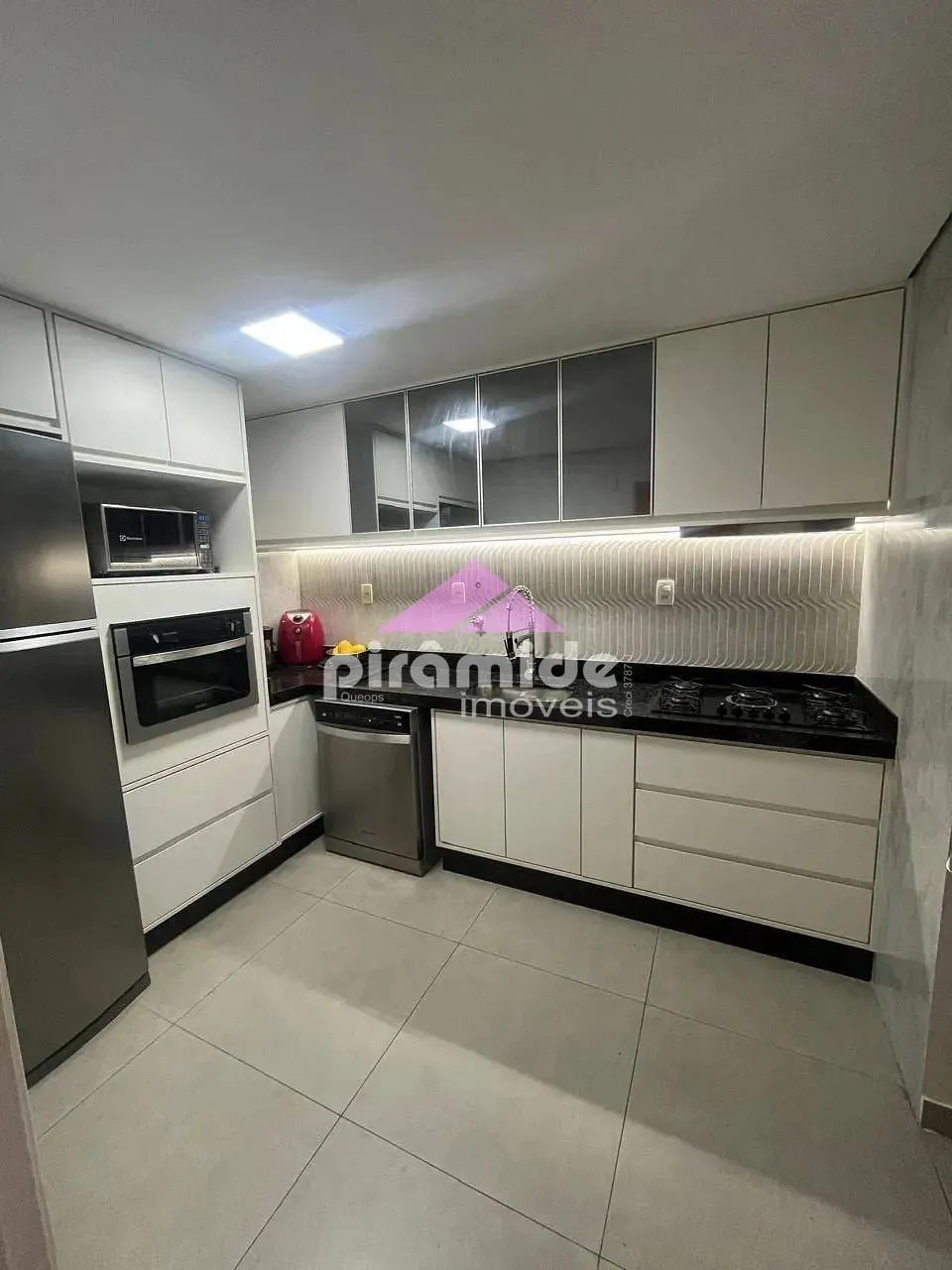 Cobertura, 4 quartos, 198 m² - Foto 13