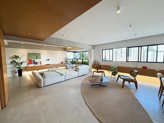 Cobertura / Penthouse com 390m² 4 quartos e 6 banheiros, à venda, no bairro Rebouças em Curitiba