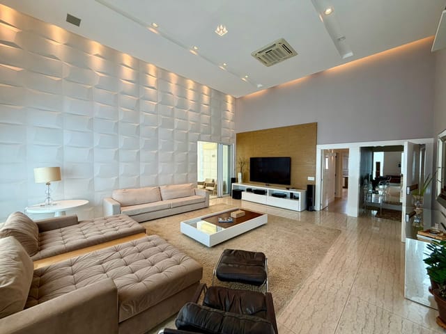 Cobertura / Penthouse com 310m² 4 quartos e 6 banheiros, à venda, no bairro Setor Bueno em Goiânia