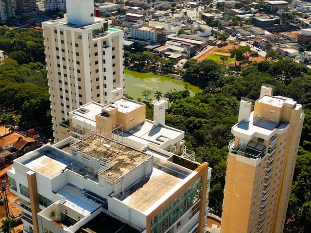 Cobertura / Penthouse com 310m² 4 quartos e 6 banheiros, à venda, no bairro Setor Bueno em Goiânia