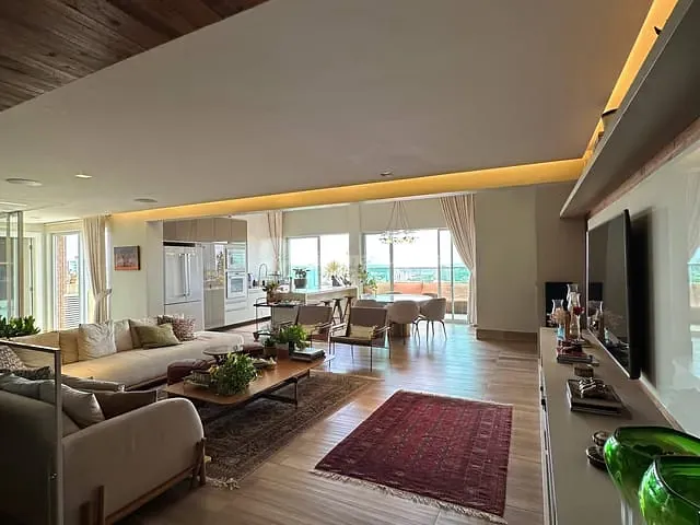 Cobertura / Penthouse 4 quartos e 6 banheiros, à venda, no bairro Jóquei em Teresina