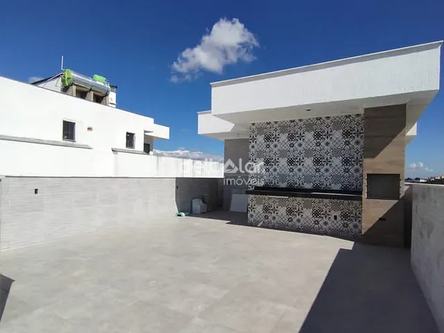 Cobertura / Penthouse com 150m² 5 quartos e 3 banheiros, à venda, no bairro Heliópolis em Belo Horizonte