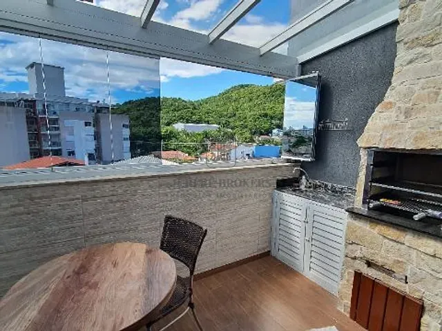 Cobertura / Penthouse 2 quartos e 1 banheiro, à venda, no bairro Jurerê Internacional em Florianópolis