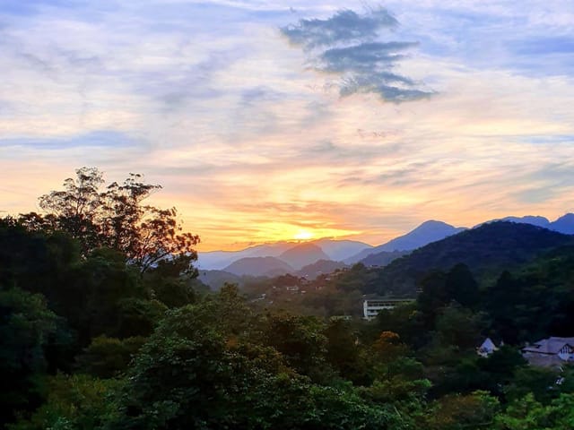 Cobertura / Penthouse 4 quartos e 2 banheiros, à venda ou para alugar, no bairro Taquara em Petrópolis