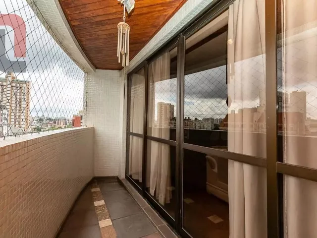 Cobertura / Penthouse 4 quartos e 6 banheiros, à venda, no bairro Bigorrilho em Curitiba