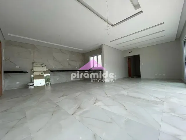 Cobertura / Penthouse com 150m² 3 quartos e 3 banheiros, à venda, no bairro Toninhas em Ubatuba