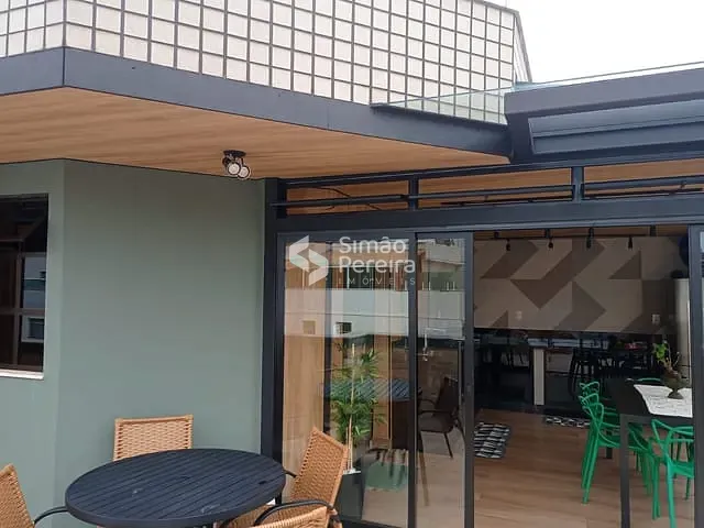 Cobertura / Penthouse 2 quartos e 3 banheiros, à venda, no bairro Teixeiras em Juiz de Fora