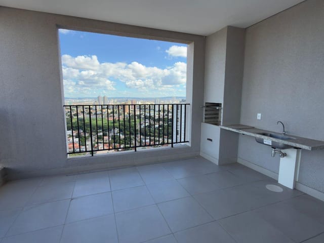 Cobertura / Penthouse com 225m² 3 quartos e 5 banheiros, à venda, no bairro Serrinha em Goiânia