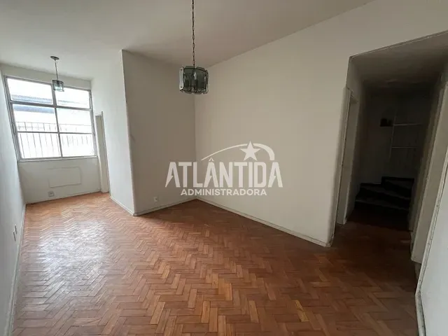 Cobertura / Penthouse com 100m² 2 quartos e 2 banheiros, à venda, no bairro Copacabana em Rio de Janeiro