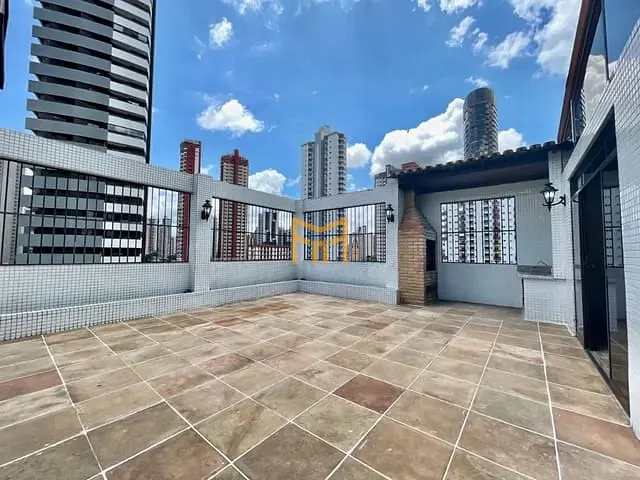 Cobertura / Penthouse com 505m² 3 quartos e 5 banheiros, à venda ou para alugar, no bairro Umarizal em Belém