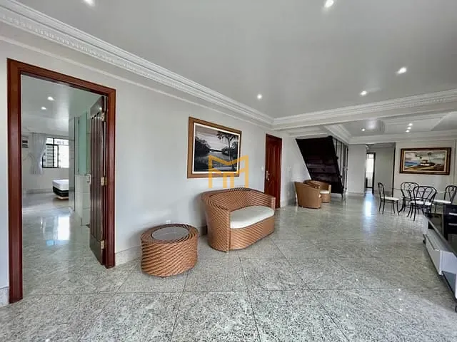 Cobertura / Penthouse com 505m² 3 quartos e 5 banheiros, à venda ou para alugar, no bairro Umarizal em Belém