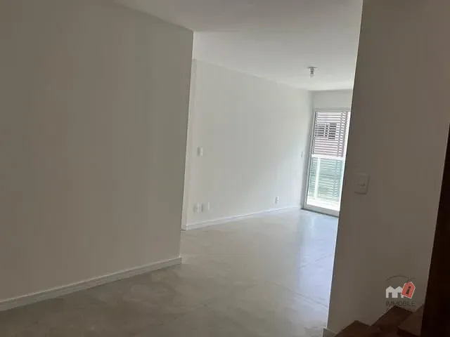 Cobertura / Penthouse 3 quartos e 3 banheiros, à venda, no bairro Retiro em Petrópolis