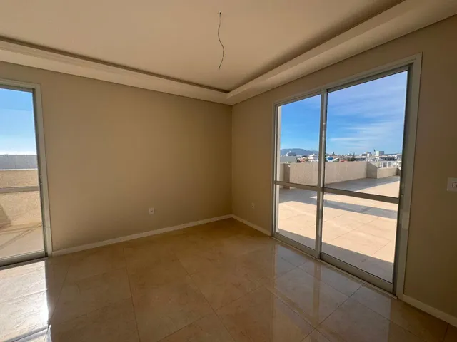 Cobertura / Penthouse com 188m² 3 quartos e 2 banheiros, à venda, no bairro Ingleses do Rio Vermelho em Florianópolis