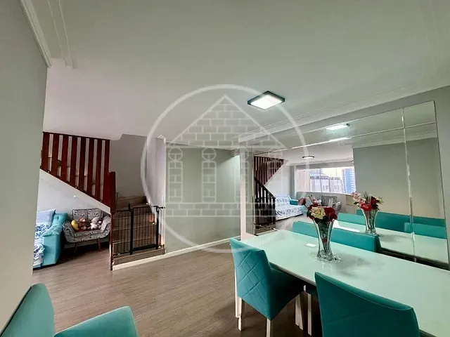Cobertura / Penthouse 4 quartos e 3 banheiros, à venda, no bairro Vila Sofia em São Paulo