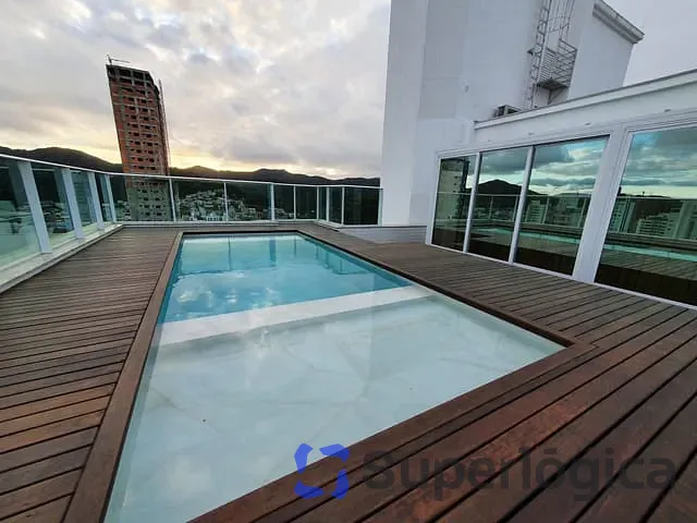 Cobertura / Penthouse com 324m² 3 quartos e 4 banheiros, à venda, no bairro Pioneiros em Balneário Camboriú