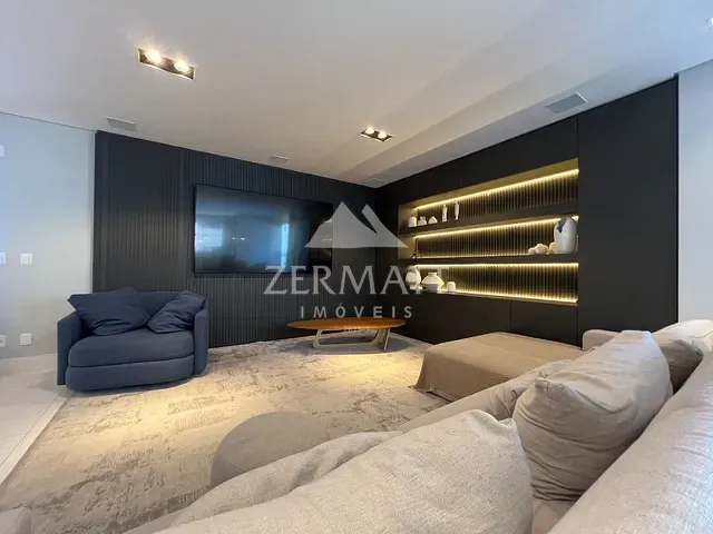Cobertura / Penthouse com 224m² 4 quartos e 4 banheiros, à venda, no bairro Victor Konder em Blumenau
