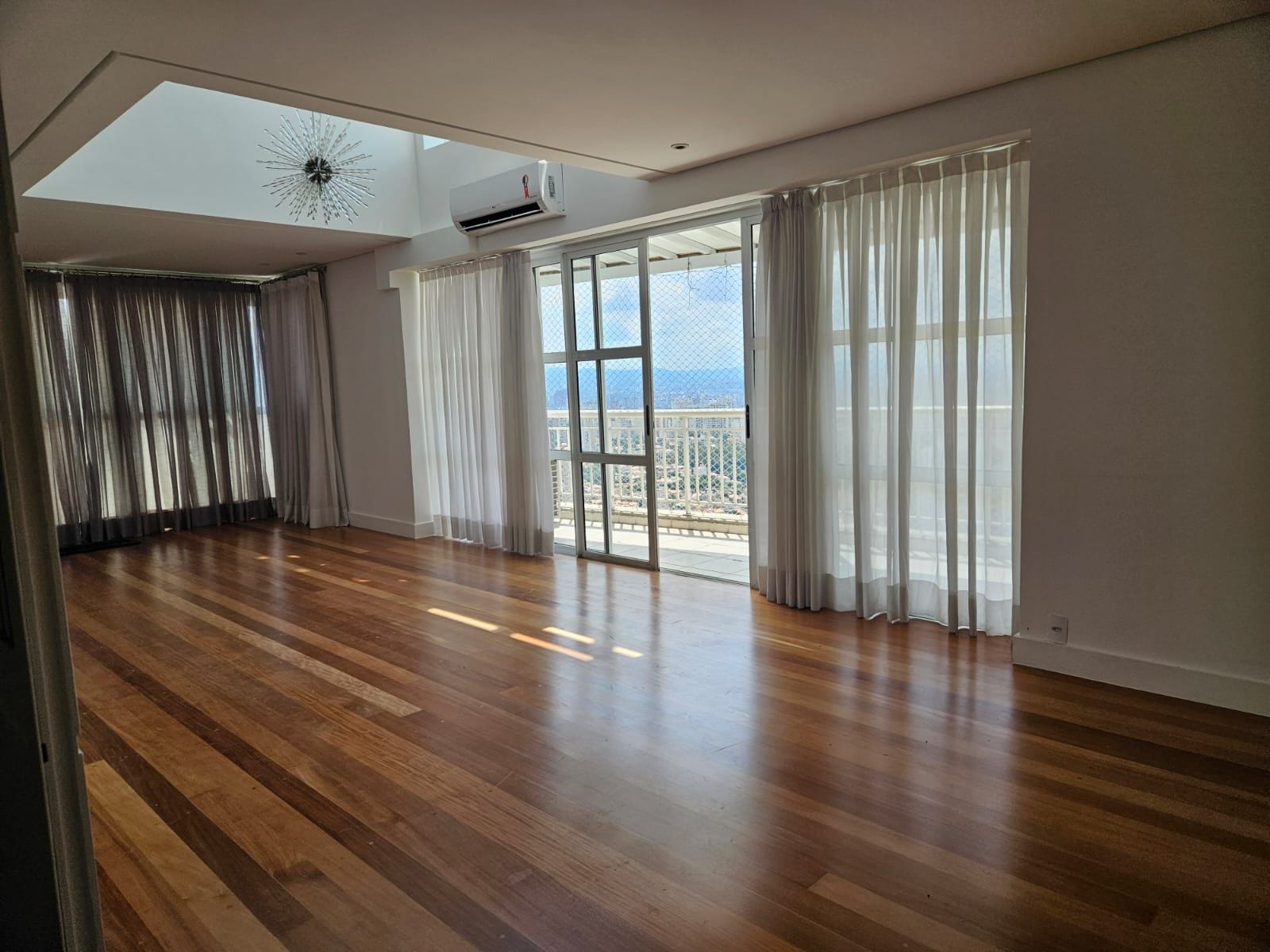 Cobertura à Venda -  / Penthouse na Vila Mariana