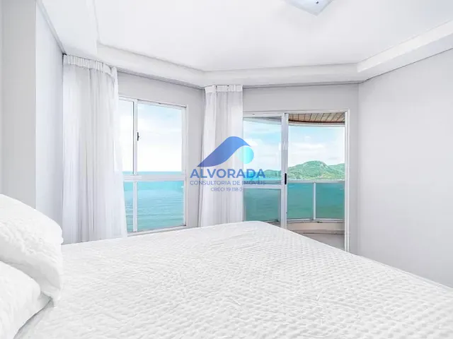 Cobertura / Penthouse com 713m² 5 quartos e 6 banheiros, à venda, no bairro Centro em Balneário Camboriú