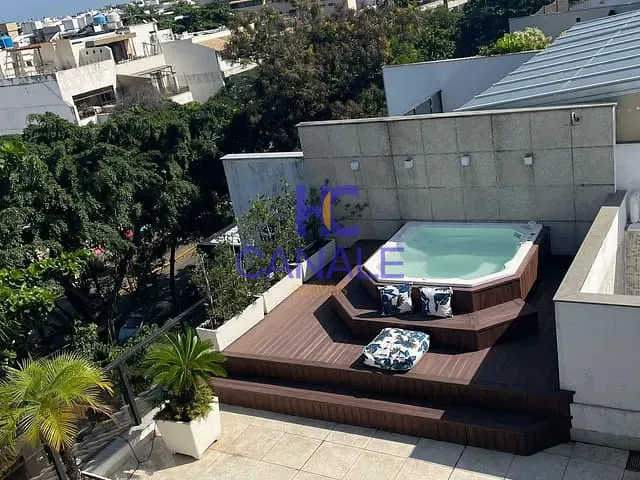Cobertura / Penthouse com 292m² 2 quartos e 3 banheiros, à venda, no bairro Barra da Tijuca em Rio de Janeiro