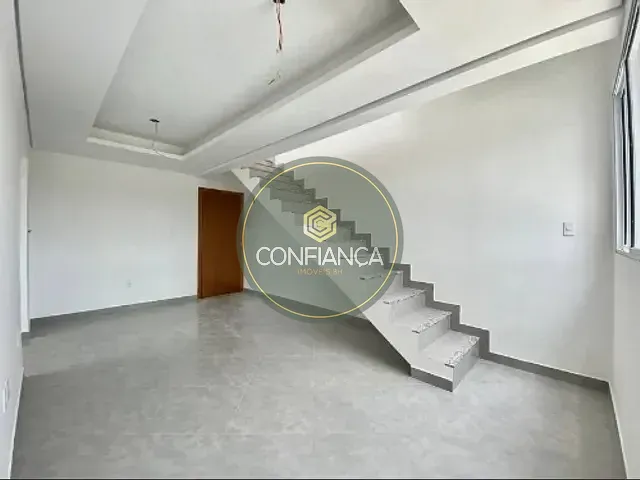 Cobertura / Penthouse 2 quartos e 2 banheiros, à venda, no bairro Santa Mônica em Belo Horizonte
