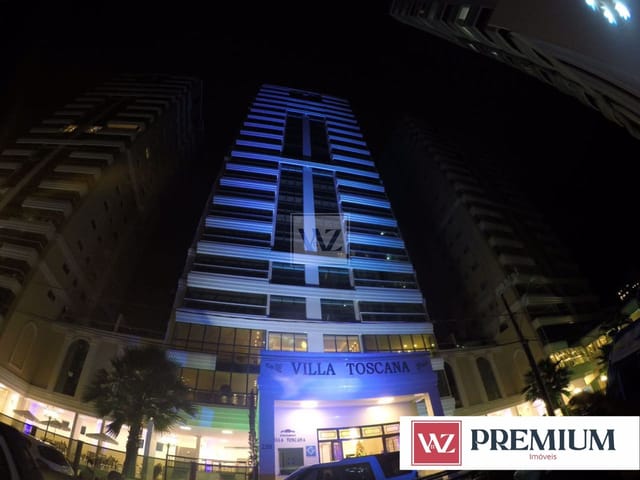 Cobertura / Penthouse com 442m² 4 quartos e 5 banheiros, à venda, no bairro Meia Praia em Itapema