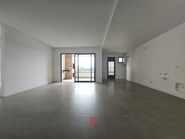Cobertura / Penthouse com 318m² 3 quartos e 4 banheiros, à venda, no bairro Mossunguê em Curitiba